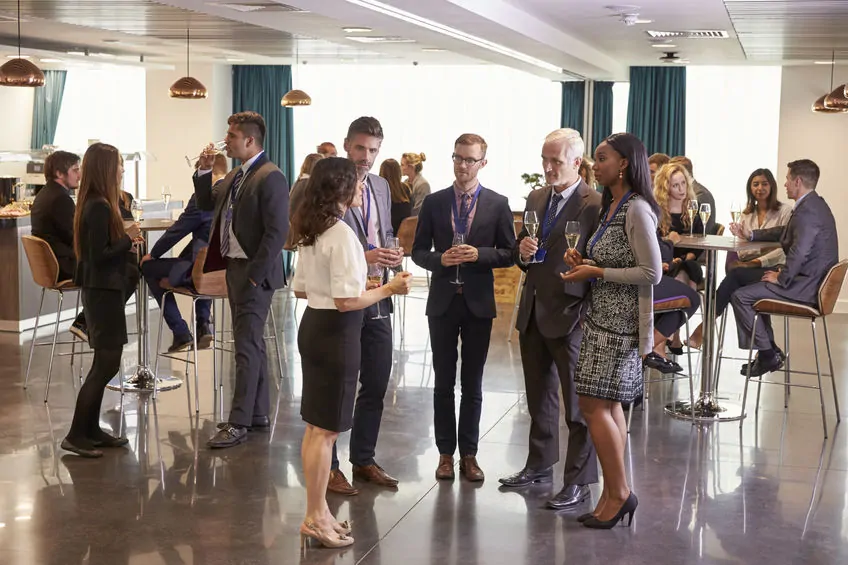 R&eacute;ussir un buffet d&rsquo;&eacute;v&eacute;nement&nbsp;: astuces de pros et mat&eacute;riel indispensable